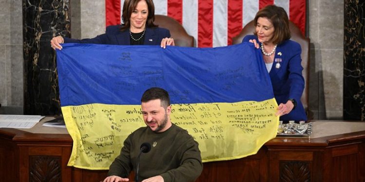 “ტირანიის წინააღმდეგ საერთო გამარჯვებისთვის ვიბრძვით და ჩვენ გავიმარჯვებთ” -ზელენსკი