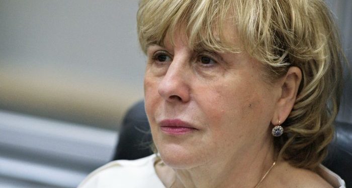 ძალიან ცდილობს რაღაც შეჭამოს, მაგრამ ორი ლუკმა არის ხოლმე მაქსიმუმი, ამასაც ზოგჯერ ვერ ინარჩუნებს – გიული ალასანია მიხეილ სააკაშვილზე