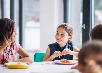 4 ლარი ყოველდღიურად, წალენჯიხელი პირველკლასელებისთვის – კვების პროგრამა თებერვლიდან ამოქმედდება