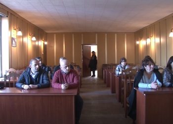 ოზურგეთის საკრებულოს კომისიის სხდომაზე საჯარო მოხელეთა ხელფასების მატებაზე იმსჯელეს