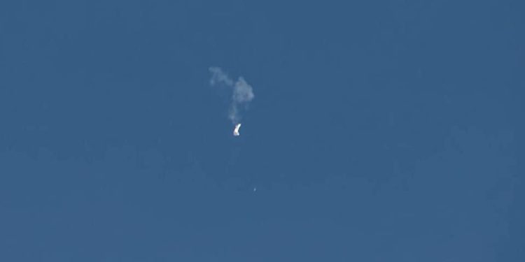 აშშ-მ ე.წ. ჩინური ჯაშუშური ბუშტი, ატლანტის ოკეანის თავზე ჩამოაგდო