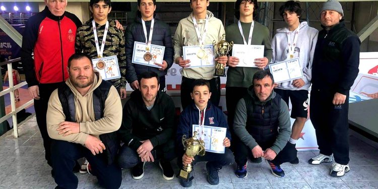 ოზურგეთელი მოჭიდავეების ექვსი მედალი საერთაშორისო ტურნირიდან
