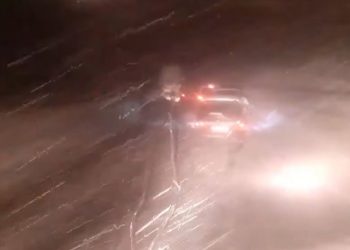 რამდენიმე საათია, რიკოთის უღელტეხილზე მოძრაობა შეფერხებულია