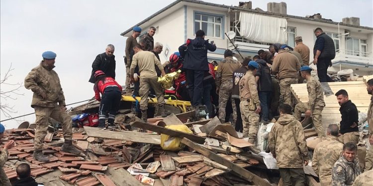 თურქეთში 5,6 მაგნიტუდის სიმძლავრის კიდევ ერთი მიწისძვრა მოხდა