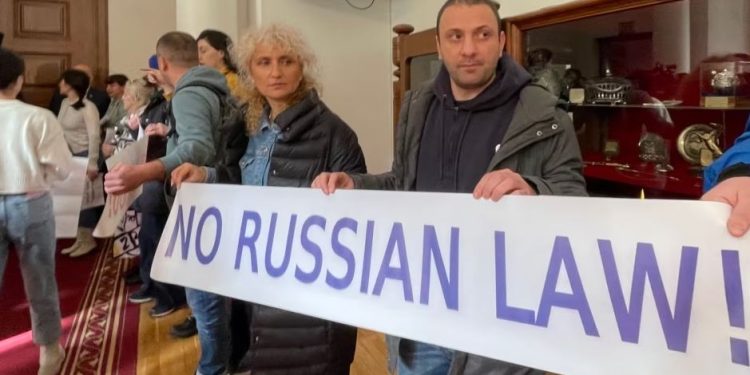 “არ ვაპირებთ ამ იარლიყით მუშაობას” – 60-ზე მეტი მედიასაშუალების ერთობლივი განცხადება