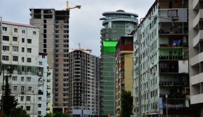 ბათუმში განცხადებაში მიუთითეს, რომ ბინა ქართველებზე არ იყიდება