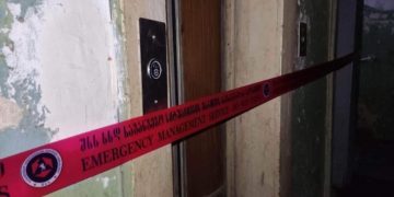 ქუთაისში, საცხოვრებელ კორპუსში ლიფტი მეთორმეტე სართულიდან მოწყდა