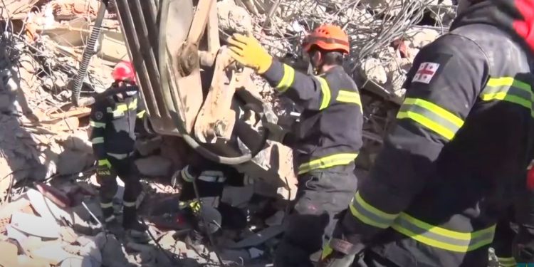 ქართველი მაშველები თურქეთში სამაშველო ოპერაციას უწყვეტ რეჟიმში განაგრძობენ (+ვიდეო)