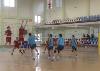 ოზურგეთში ფრენბურთში საქართველოს ჩემპიონატის პირველი ლიგის თამაშები დაიწყო