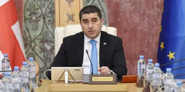 „უცხოელი აგენტების რეგისტრაციის შესახებ“ კანონპროექტი ინიციატორებმა პარლამენტიდან გაიწვიეს