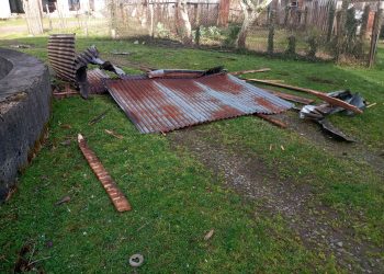 კიდევ ერთი კორპუსი სახურავის გარეშე- ოზურგეთში, კიტა მეგრელაძის ქუჩის მცხოვრებნი დახმარებას ითხოვენ