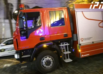 თბილისში სამარშრუტო ტაქსს ცეცხლი გაუჩნდა