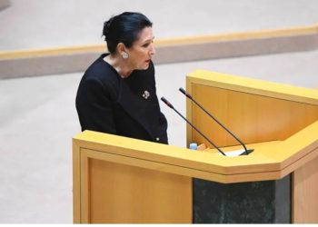 “არ შემიძლია არ გკითხოთ, სად დგახართ და რატომ? რატომ ჩამოშორდით ხალხის ნებას”-პრეზიდენტი “ოცნებას”