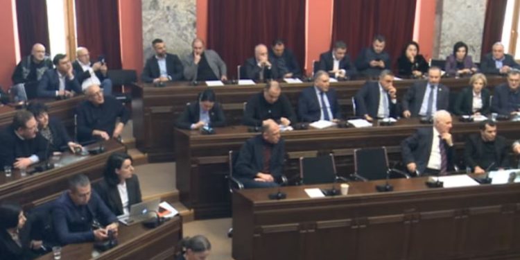პარლამენტში ბიუროს სხდომა 7 მარტისთვის გადაიდო