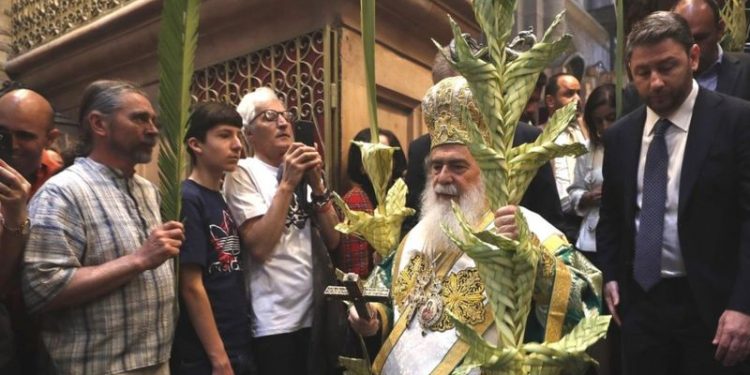 ისრაელის პოლიცია აღდგომას იერუსალიმის ტაძარში მხოლოდ 1800 ადამიანს შეუშვებს – BBC