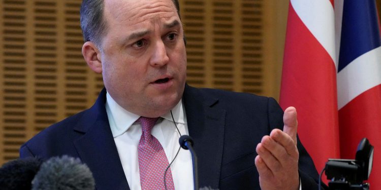 ბენ უოლესი – დაე, ფინეთი პრეზიდენტ პუტინისთვის გაკვეთილი იყოს