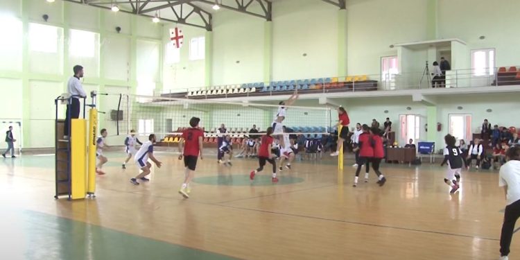 ფრენბურთის ეროვნული ჩემპიონატის მე-3 ტური ოზურგეთში