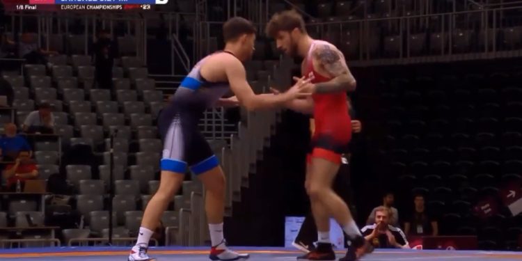 ვიდეო – ოზურგეთელი მოჭიდავე ევროპის ჩემპიონატის მეოთხედფინალშია