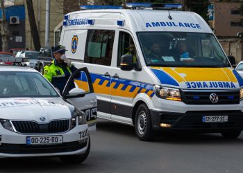 წყალტუბოში ყოფილი ქმრის მიერ დაჭრილი ქალი მართვით სუნთქვაზეა