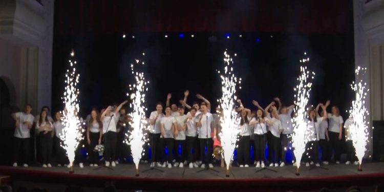 ვიდეო – ოზურგეთის მეორე საჯარო სკოლის ბოლო ზარი