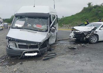 მსუბუქი ავტომოვილი და სამგზავრო მიკროავტობუსი დაეჯახა – ავარია აჭარაში