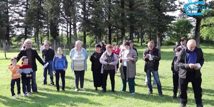 ლანჩხუთში 14 ოჯახს სარგებლობაში არსებული უძრავი ქონება საკუთრებაში გადაეცათ