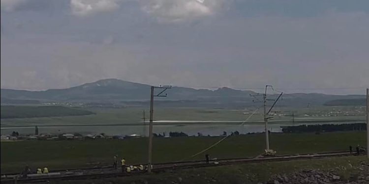 ერთი დაღუპული და რამდენიმე დაშავებული — წალკაში მატარებელი ლიანდაგიდან გადავიდა