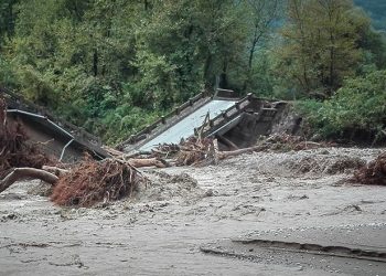 საბერძნეთში ძლიერი წყალდიდობის შედეგად სახლები დაიტბორა