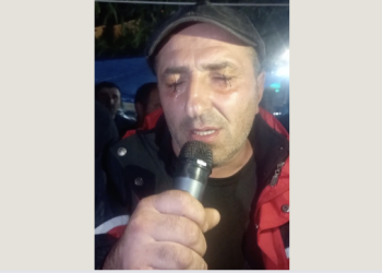 ჭიათურაში მაღაროელმა, პროტესტის ნიშნად თვალები ამოიკერა