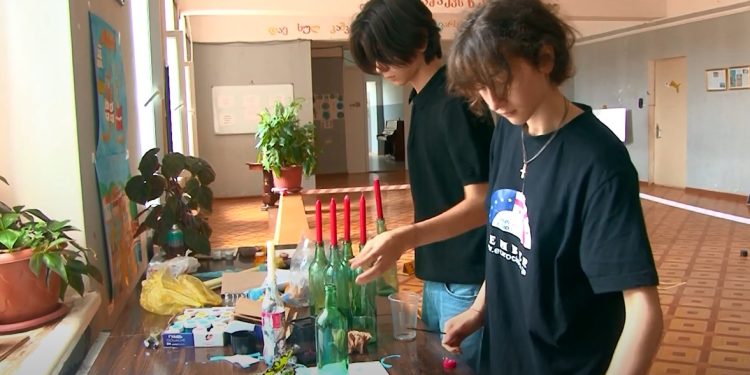 ოზურგეთის “ევროკლუბის” შემეცნებით-გასართობი აქტივობა #4 საჯარო სკოლაში