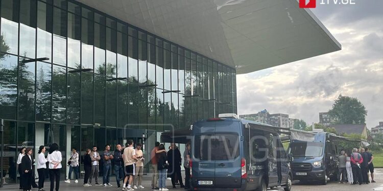 ქუთაისში უხვი ნალექის გამო იუსტიციის სახლის ინფრასტრუქტურა დაზიანდა