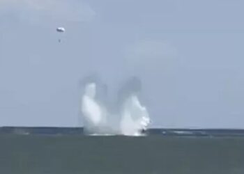 აზოვის ზღვაში რუსული მოიერიშე თვითმფრინავი ჩამოვარდა