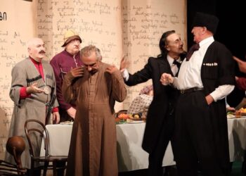 ნოდარ დუმბაძის სახელობის თეატრალური ფესტივალი – ,, ბაკულას ღორები ‘’ ოზურგეთის თეატრის სცენაზე