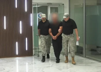 პროკურატურა – კუდ-ის თანამშრომლები როინ შავაძეს ჯერ ფიზიკურად გაუსწორდნენ, შემდეგ კი გურიასთან, გზის გასწვრივ დააყენეს და მისი ლიკვიდაცია მოახდინეს