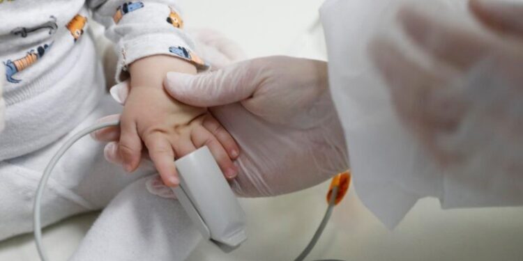 ონკოპაციენტი ბავშვების საზღვარგარეთ სამკურნალოდ განაცხადების მიღება დაიწყო