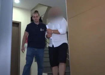 დააკავეს კაცი, რომელმაც მეგობარი ქალის შიშველი ფოტოები მის ახლობლებს გაუგზავნა