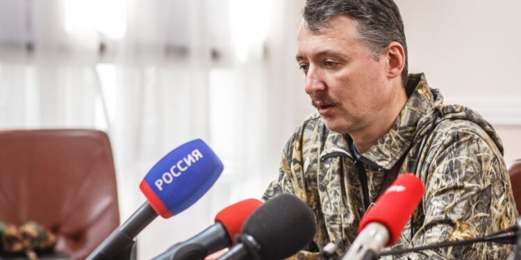 სტრელკოვი პუტინის წინააღმდეგ