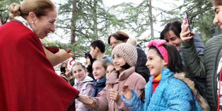 ეს იყო დიდი პატივი, რომელსაც ყოველთვის დავაფასებ – კელი დეგნანი გამოსამშვიდობებელ წერილს აქვეყნებს