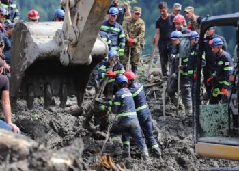 შსს შოვში სტიქიის მეოთხე დღეს მიმდინარე სამაშველო ღონისძიებაზე ინფორმაციას ავრცელებს