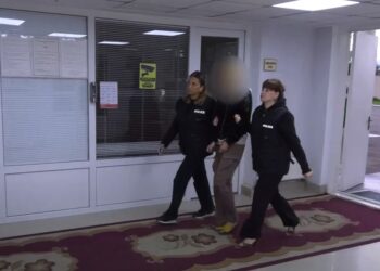 ვიდეო – სამეგრელოში ნარკოდანაშაულის ბრალდებით უცხო ქვეყნის მოქალაქე დააკავეს – ამოღებულია 258 შეკვრა “მეთადონი”