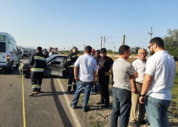 ერთმანეთს სამი მანქანა შეეჯახა – ავტოსაგზაო შემთხვევა მარნეულში