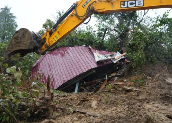 გეოლოგების და ჰიდროლოგების ჯგუფი გურიაში განვითარებულ პროცესებს ადგილზე აფასებს – გარემოს ეროვნული სააგენტო