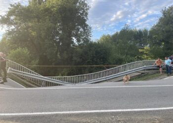 ცოტა ხნის წინ ჩოხატაური ოზურგეთის დამაკავშირებელი გზა ჩავარდა