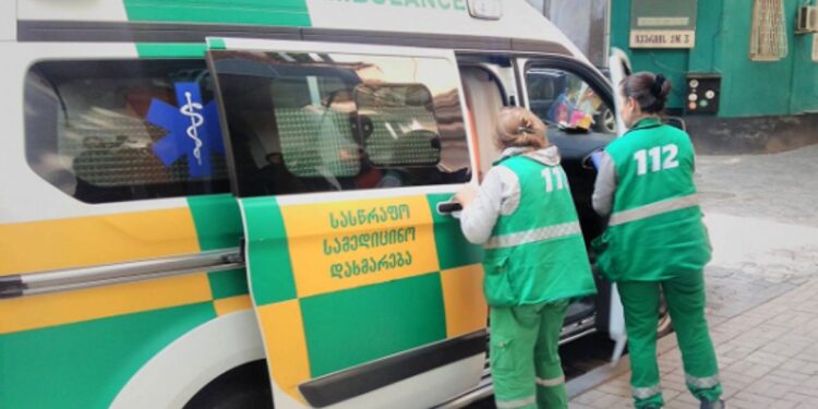 პირველი ოქტომბრიდან სასწრაფო სამედიცინო დახმარების თანამშრომელთა ხელფასი 10%-ით იზრდება