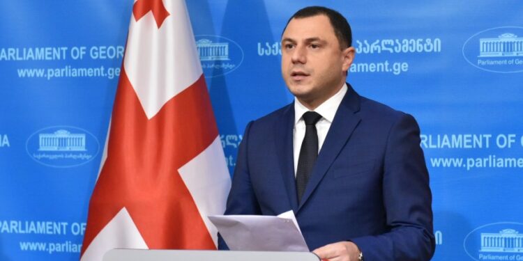 დეტალები სტატუსშეჩერებული სტუდენტებისთვის სწავლის საფასურის განულებაზე – განათლების მინისტრის პასუხი