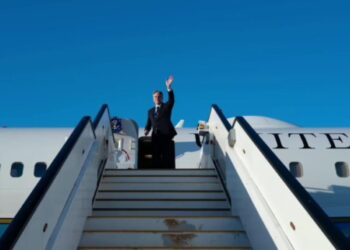 კიევს ოფიციალური ვიზიტით აშშ-ს სახელმწიფო მდივანი ენტონი ბლინკენი ეწვია