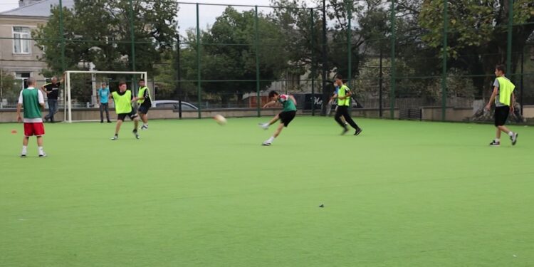 ოზურგეთში სასკოლო სპორტულმა ოლიმპიადამ აიღო სტარტი