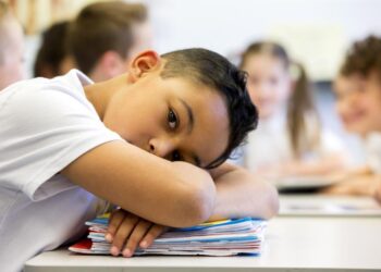 რა რისკები ახლავს სკოლაში, მეორე ცვლაში სწავლას – პედიატრის რჩევები