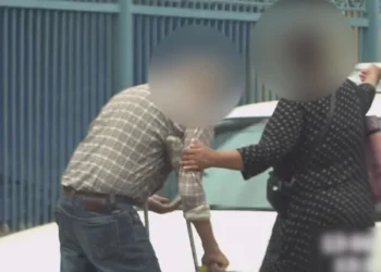 დააკავეს უცხოეთის 4 მოქალაქე, რომლებიც დაზარალებულებს, მათ შორის შშმ პირს, მოწყალების თხოვნას აიძულებდნენ