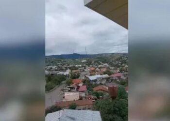 აზერბაიჯანი ყარაბაღში ქალაქ, სტეფანაკერტს ბომბავს – სომხური მედია